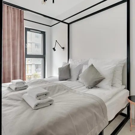 Lejlighedshotel Aura Iii & Free Parking By Downtown 4*