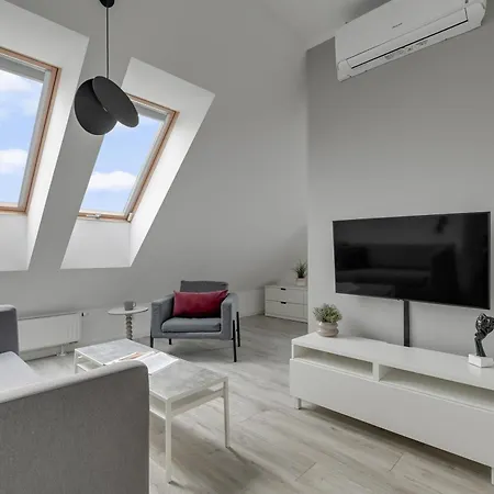 Aura Iii & Free Parking By Downtown 4* Gdansk
