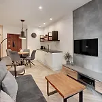 Aura Iii & Free Parking By Downtown شقة فندقية
