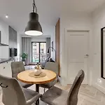 Aura Iii & Free Parking By Downtown Gdańsk