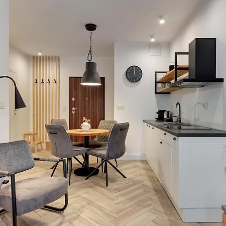Aura Iii & Free Parking By Downtown Gdansk