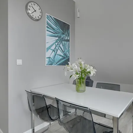 Aura Iii & Free Parking By Downtown Gdańsk