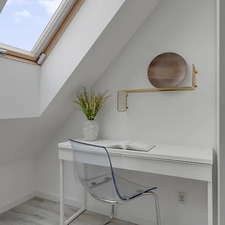 Aura Iii & Free Parking By Downtown Апартаменты Гданьск