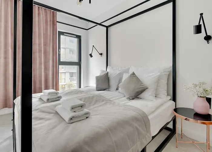 מלון דירות Aura Iii & Free Parking By Downtown 4*
