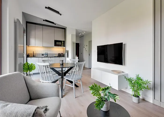 Aura Iii & Free Parking By Downtown 4* גדנסק
