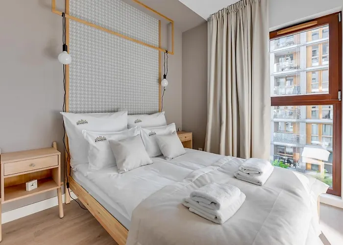 מלון דירות Aura Iii & Free Parking By Downtown 4*