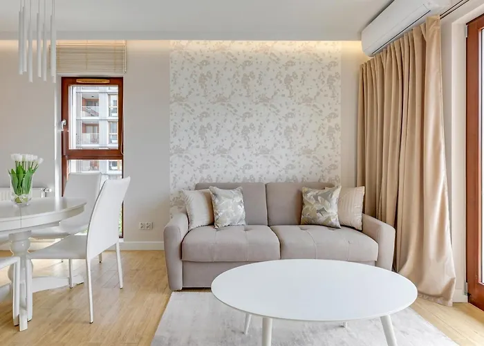 Aura Iii & Free Parking By Downtown 4* גדנסק
