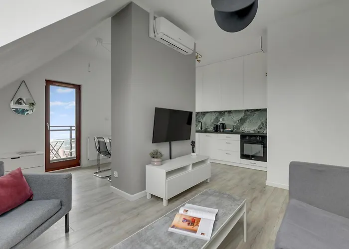 Aura Iii & Free Parking By Downtown 4*